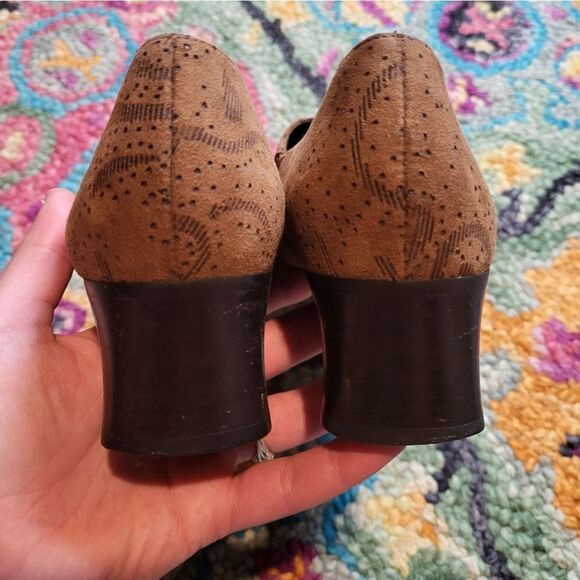 Paul Green Munchen Tooled Leather Block Heel Mules Austrian Made 7.5 - Picture 4 of 8